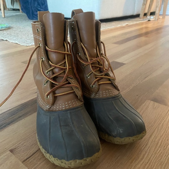 Original L.L. Bean Boot - Picture 1 of 5